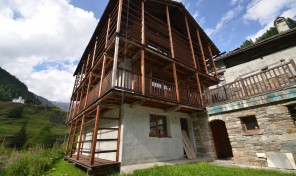 PRESTIGIOSO APPARTAMENTO IN BAITA PRESTIGIOSO APPARTAMENTO IN BAITA
