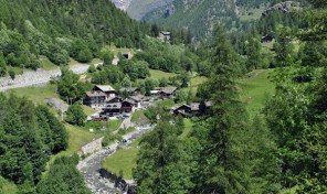 (Italiano) VILLA UNIFAMILIARE DI AMPIA METRATURA (Italiano) VILLA UNIFAMILIARE DI AMPIA METRATURA
