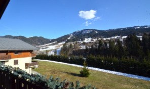 CHARMING FLAT NEAR MEGEVE CHARMING FLAT NEAR MEGEVE