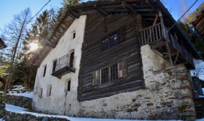 (Italiano) RUSTICO OTTOCENTESCO DA RISTRUTTURARE (Italiano) RUSTICO OTTOCENTESCO DA RISTRUTTURARE