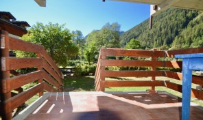 (Italiano) AMPIO TRILOCALE CON GIARDINO VICINANZE CENTRO (Italiano) AMPIO TRILOCALE CON GIARDINO VICINANZE CENTRO