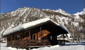 (Italiano) ACCOGLIENTE CHALET UNIFAMILIARE IN CENTRO PAESE (Italiano) ACCOGLIENTE CHALET UNIFAMILIARE IN CENTRO PAESE
