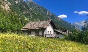 (Italiano) VILLA UNIFAMILIARE *FORTE POTENZIALE* (Italiano) VILLA UNIFAMILIARE *FORTE POTENZIALE*